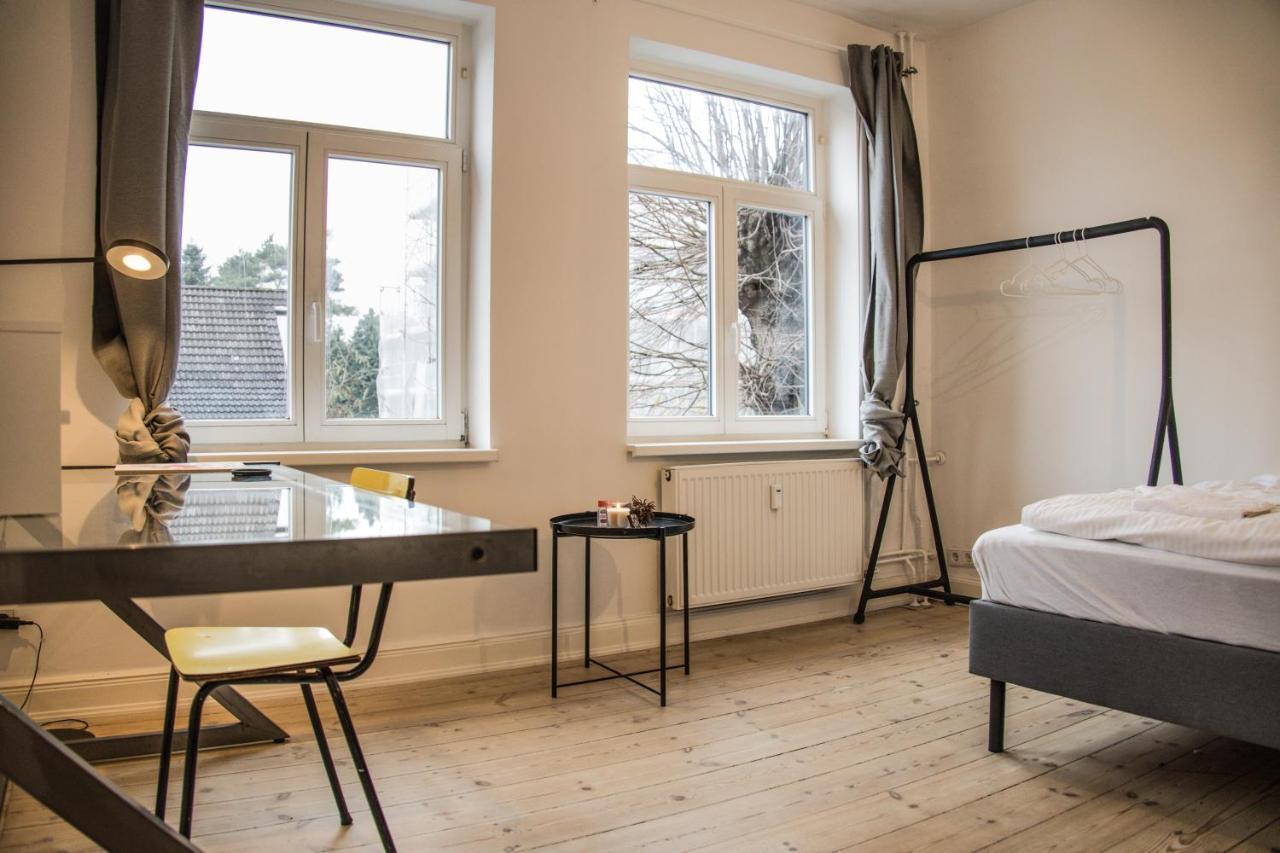 Doppelbett In Heller Wohnung Hamburg Exterior photo